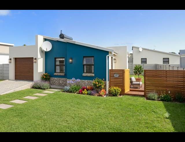3 BEDROOM HOUSE FOR SALE IN GANSBAAI CENTRAL